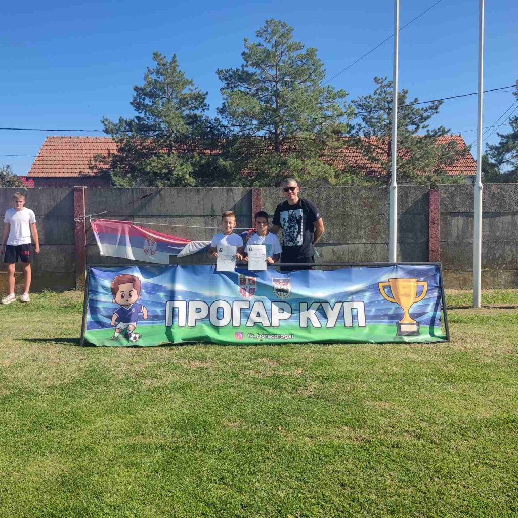 IMG-7b6cadb0158ffc3ac19e1bb6a07bdda5-V.jpg IMG-7b6cadb0158ffc3ac19e1bb6a07bdda5-V.jpg